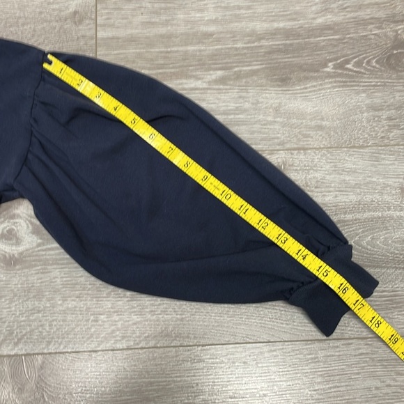 a.n.a. Long Puff Sleeve Raglan Navy Sweatshirt M - Picture 9 of 15